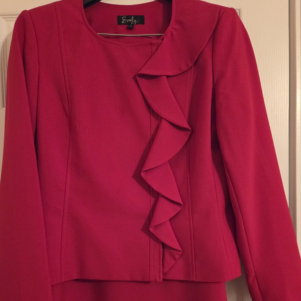 Ladies Dress Suit